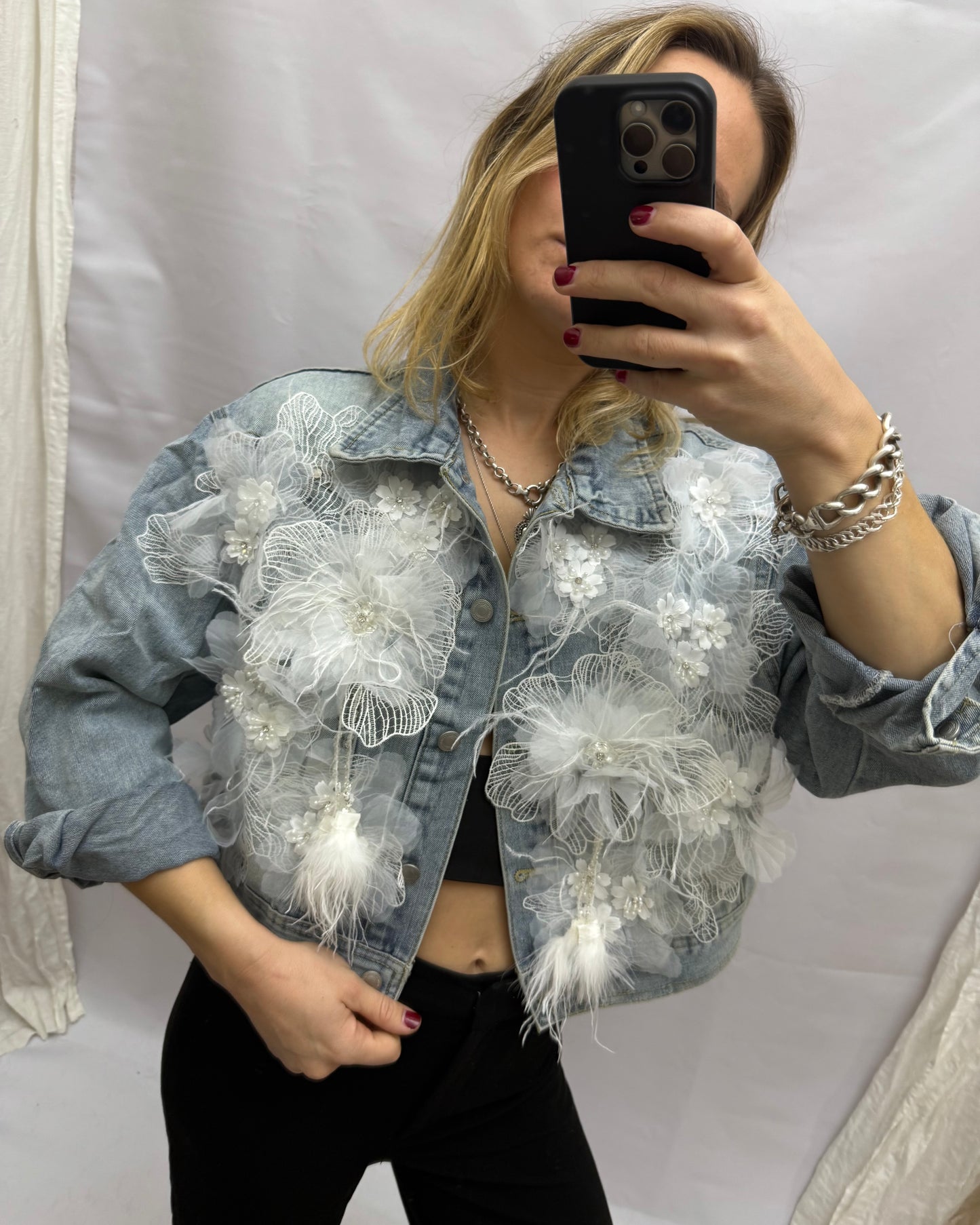 CHAQUETA JEANS FLORES